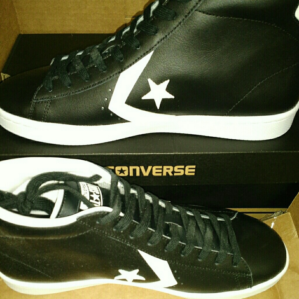Convers Chuck Taylor Pro Leather 76 Mid